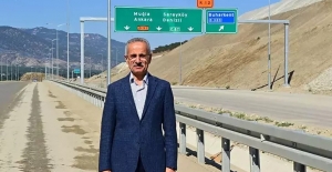 Bakan Uraloğlu güzel haberi duyurdu: 2 saatlik yol 55 dakikaya düşüyor