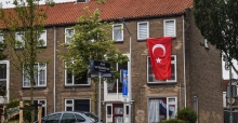 Türkiye maçı öncesi Hollanda sokakları Türk bayraklarıyla donatıldı